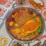  济南高新万达！！终于开了！鲜切牛肉自助火锅