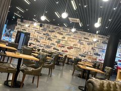 -汽车博物馆主题餐厅