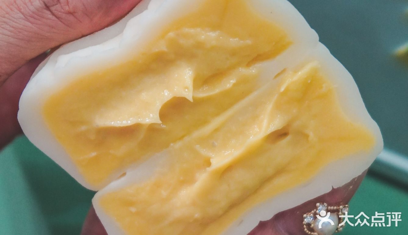 爆浆榴莲月饼🥮海南人民有口福了❗