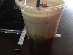 玫瑰奶油冰拿铁-麦隆咖啡(北大店)