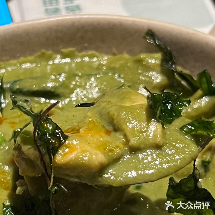 三位小姐姐和一位泰国厨师的Thai bistro可爱又可口