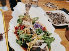 -江城老胖串店·海鲜·小龙虾(世光路店)