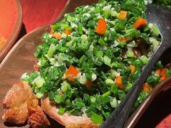 大理风味葱椒鸡-花马天堂云南餐厅 Lost Heaven(外滩店)