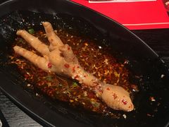 溜粑鸡爪-蛙三泡椒牛蛙(万象城店)
