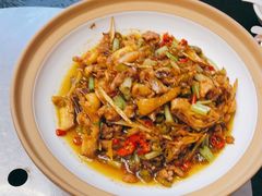 -陈大锅·岳阳鱼馆·地道岳阳菜(美食街店)