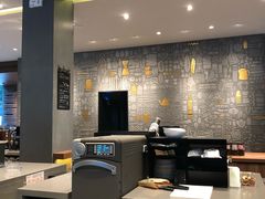 大堂-星巴克臻选(广州二沙岛文立方店)