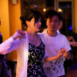 -HOT SALSA舞蹈俱乐部