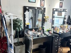 -红像馆连锁精致证件照职场照(中关村店)