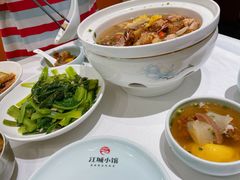 -江城小馆陕南妈妈菜·全球旅行餐厅(钟楼店)