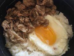 烤牛肉石锅拌饭-火炉火自助餐(枫蓝国际店)