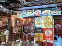 -东来菜馆•手抓海鲜家常菜•海鲜锅贴(鸽子窝店)