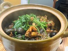 田螺鸡煲-食爺炭炉鸡煲·烧烤