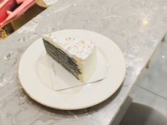 -Fridi Patisserie Cafe