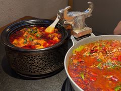 -万重锦·人文川菜馆(骡马市店)