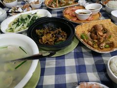 -钱大妈海鲜饭店(保利林语店)