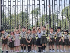 -MuaKids Garden