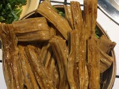 -瓜西西重庆火锅(花溪店)