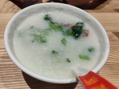 窝蛋肉片粥-银记肠粉店(南方医院店)