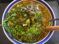 -云阿蛮云南生烫牛肉米线(奉贤路店)