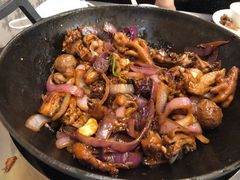 -胡须佬鸡煲四季火锅店(石厦西村直营店)