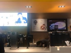 门面-麦当劳(新世纪环球中心店)