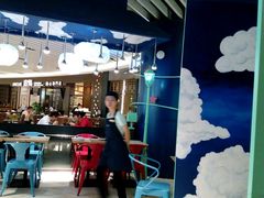 -卢家妈妈·西餐厨房(卜蜂中心店)
