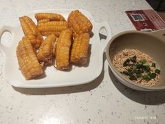 -三人行骨头王火锅(长寿店)