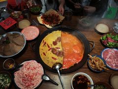 -萍姐火锅·公路夜市(武汉首店)