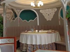 -哈啾嗨·新概念蒙餐(红星新城店)