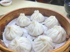 鲜肉松茸小笼-莱莱小笼·乔艾