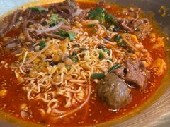 -张翻越·川渝冒菜·武汉黑鸭煲(城北万象城店)