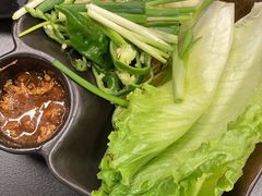 -许哥东北烧烤·铁丳烤串·宫后夹肉(繁花中心店)