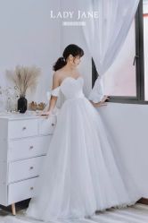 -Lady  Jane高端婚纱礼服馆