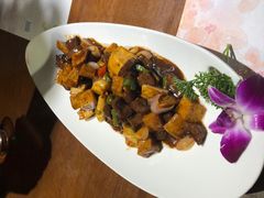 杏鲍菇牛肉粒-茶香书香私房菜(北台一路店)