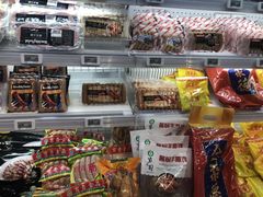 -盒马X会员店(王府井奥莱UP TOWN店)