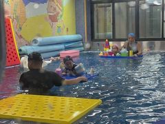 -贝贝鲸亲子游泳俱乐部(富城商楼店)