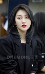 -变画·发型STUDIO