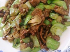 平菇滑牛柳-金阁家常菜(贵阳路店)