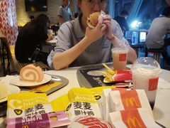 -麦当劳(中山大道中店)