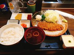 -牛かつもと村(原宿店)