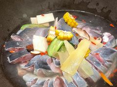 -鲜潭蒸汽石锅鱼(五道口购物中心店)