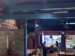 -老牌坊云南鱼豆花火锅(哈西万达店)