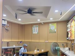 -叶伟胡辣壳面(两路口店)