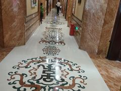 -皇宫大酒店