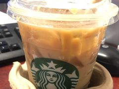 -星巴克臻选(南京金茂览秀城店)