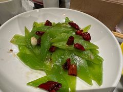 -渝信川菜 · 川味家常菜(财富购物中心店)