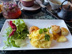 日出海洋鲜虾-The Rug Cafe(王府中环店)