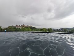 -七彩云南古滇温泉山庄