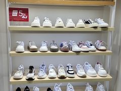 -hotwind热风(民盈山国贸店)
