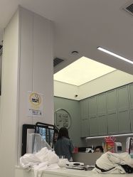 -PE SALON